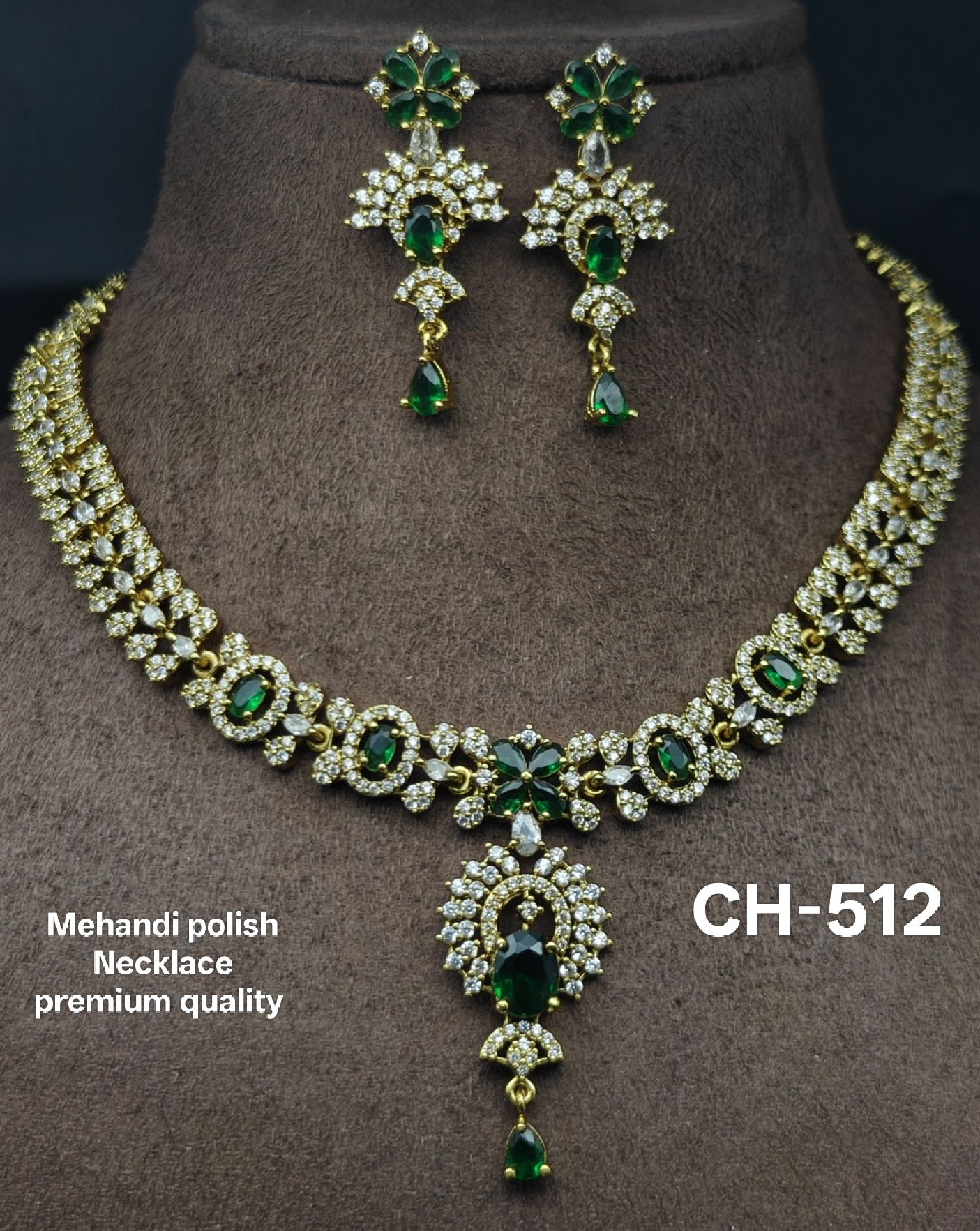 Mehandi polish Necklace