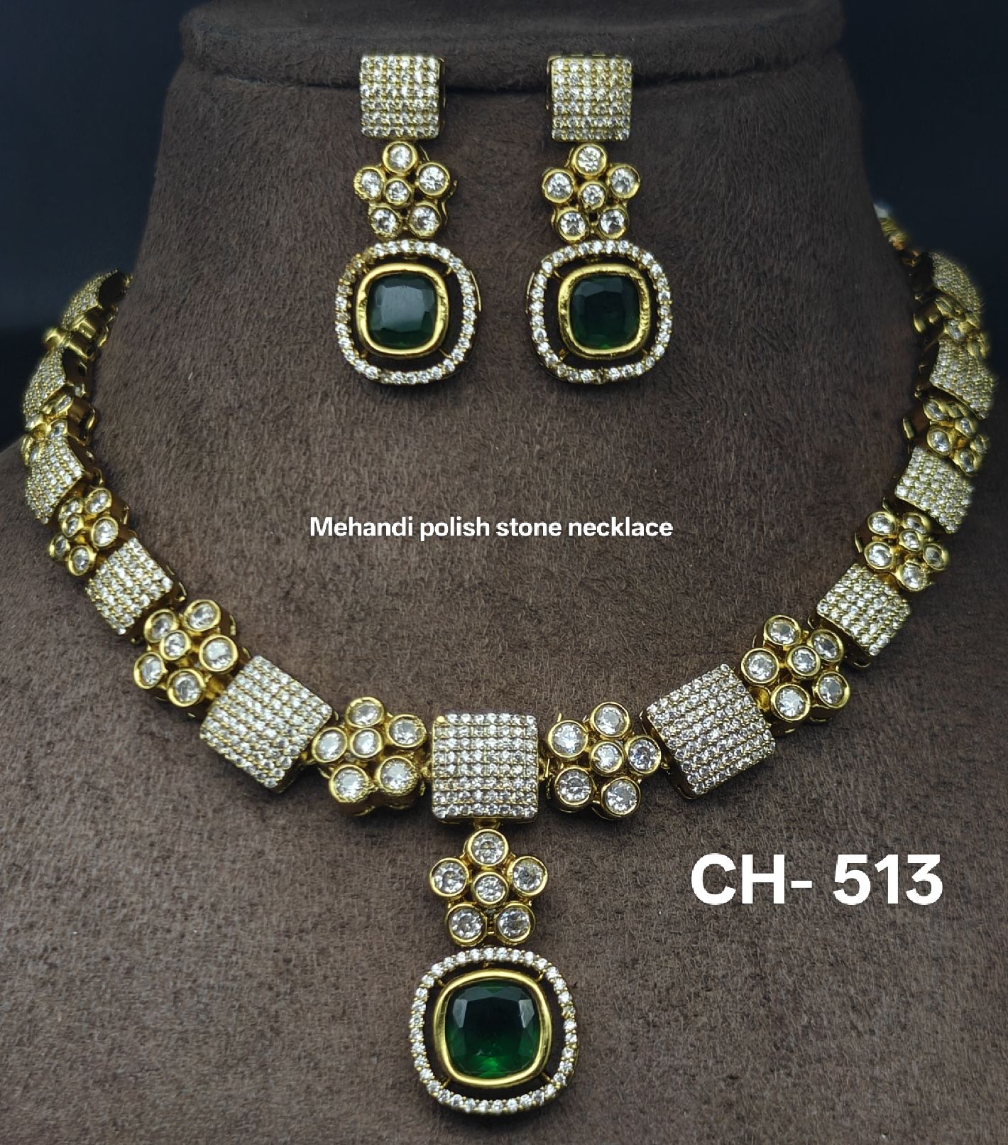 Mehandi polish stone necklace