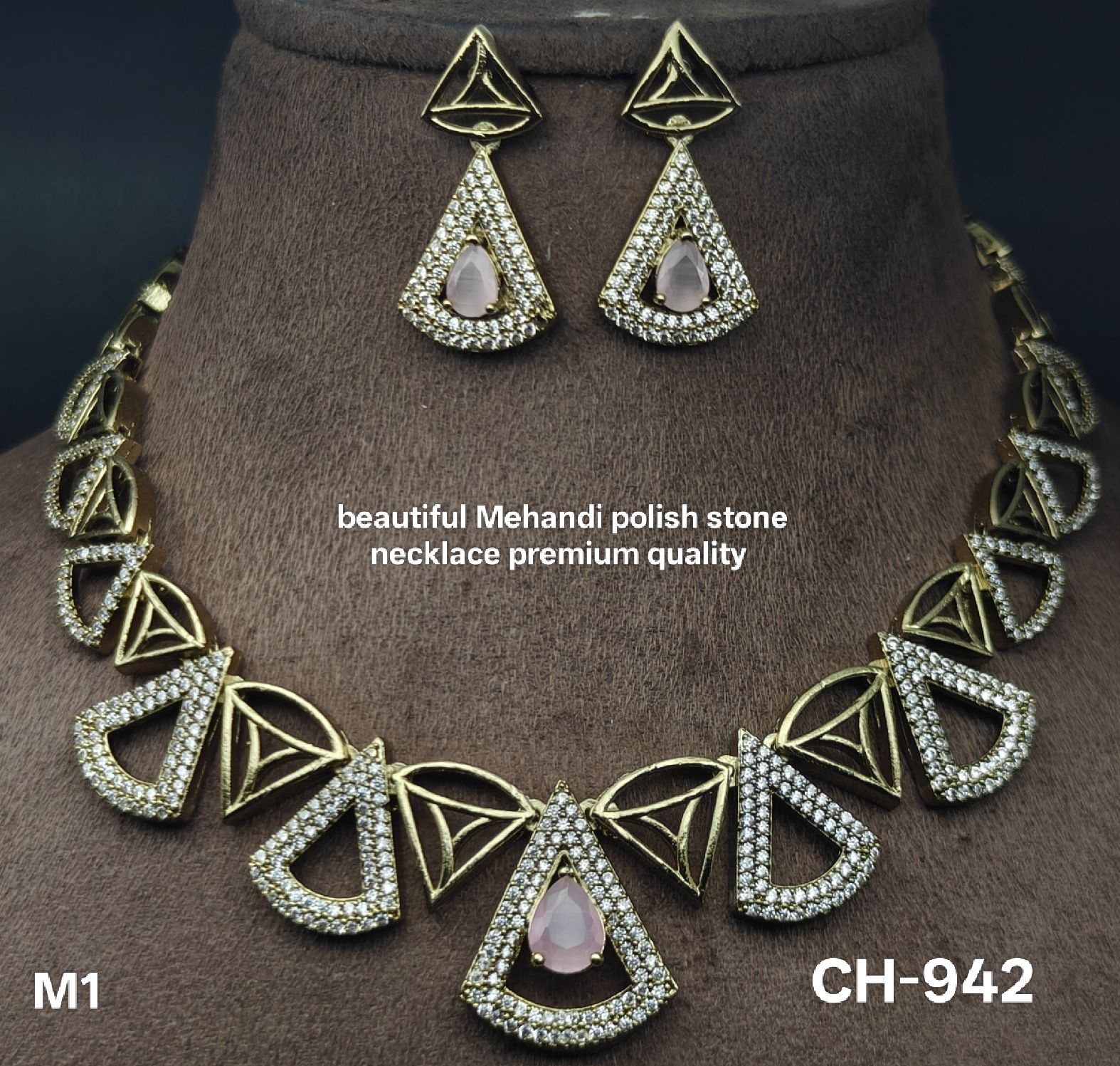 Mehandi polish stone necklace